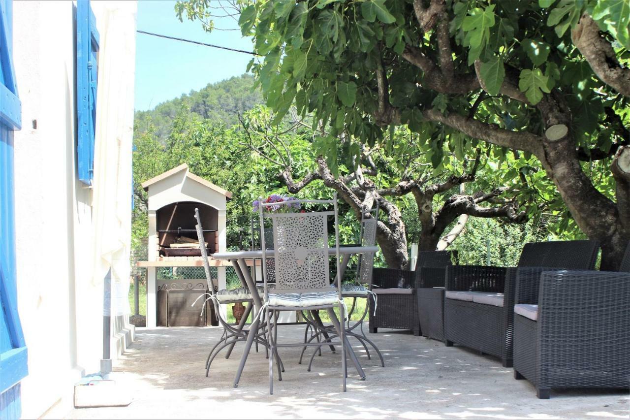 Cottage Provencal Belgentier Bagian luar foto